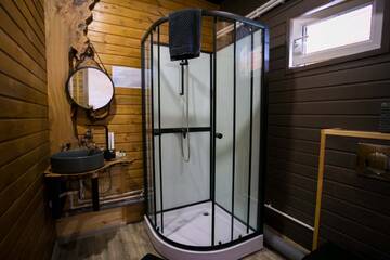 Фото номера Люкс премиум Комплексы для отдыха с коттеджами/бунгало Гостиный Двор Вдохновение г. Хужир 18